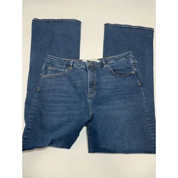 Soft Surroundings Womens Denim Jeans Classic Straight Leg High Rise Blue Sz 18T - Picture 9 of 10